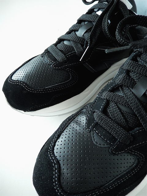 New Balance【ニューバランス】正規取り扱い店、通販可能 ON LINE SHOP