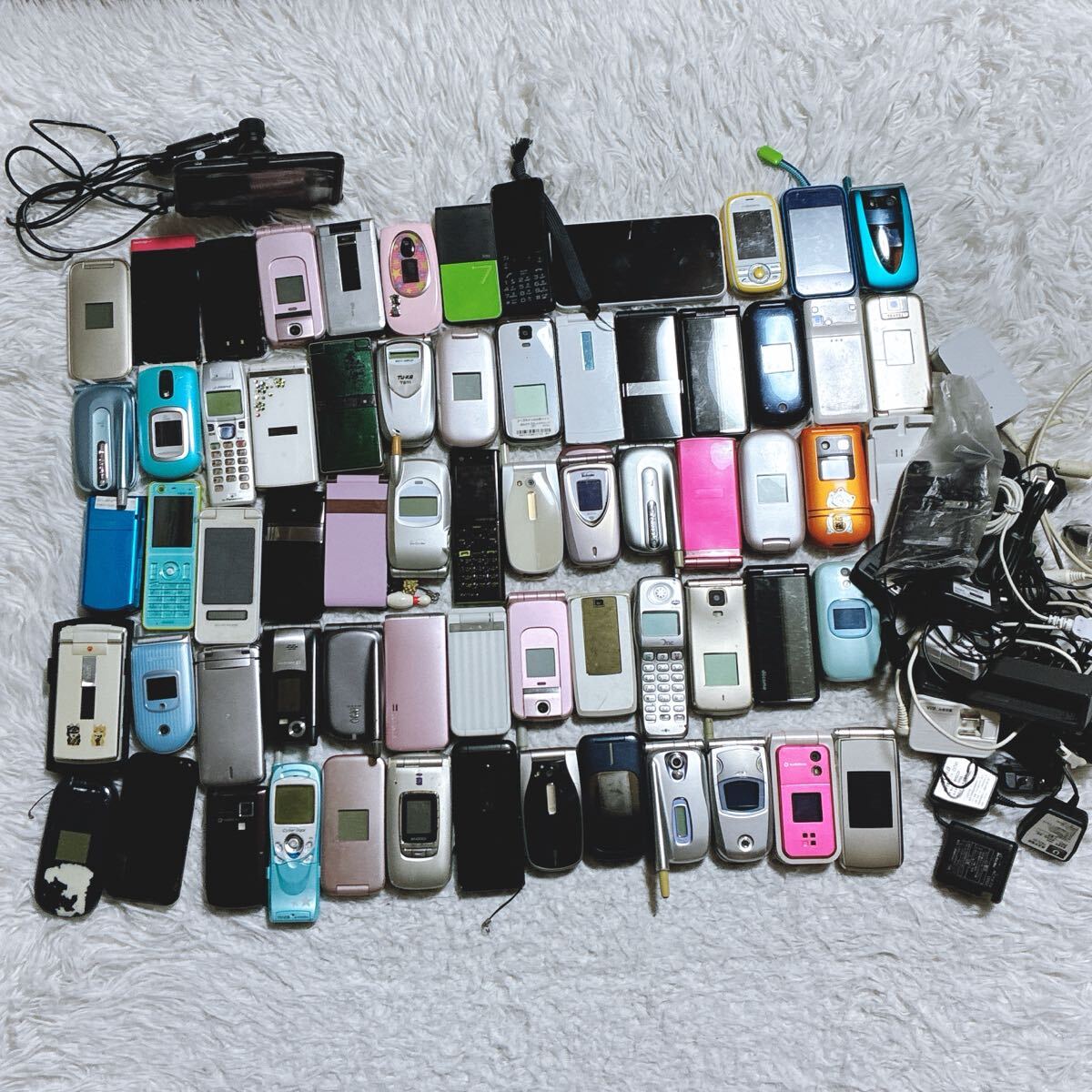 Yahoo!オークション -「ジャンク ガラケー まとめ」の落札相場・落札価格