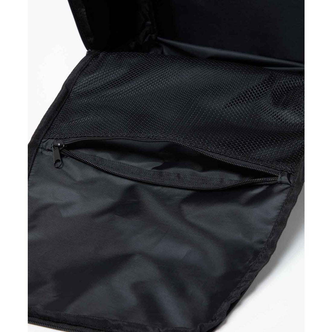 マンシングウェア MUNSINGWEAR バックパック -デサントストア-DESCENTE