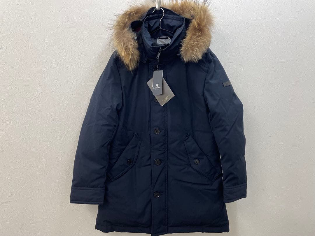 【新品未使用】ブラックレーベル クレストブリッジ　メンスダウンコート　Mサイズ M新品ブラックレーベル クレストブリッジ シャドーチェック プレミア