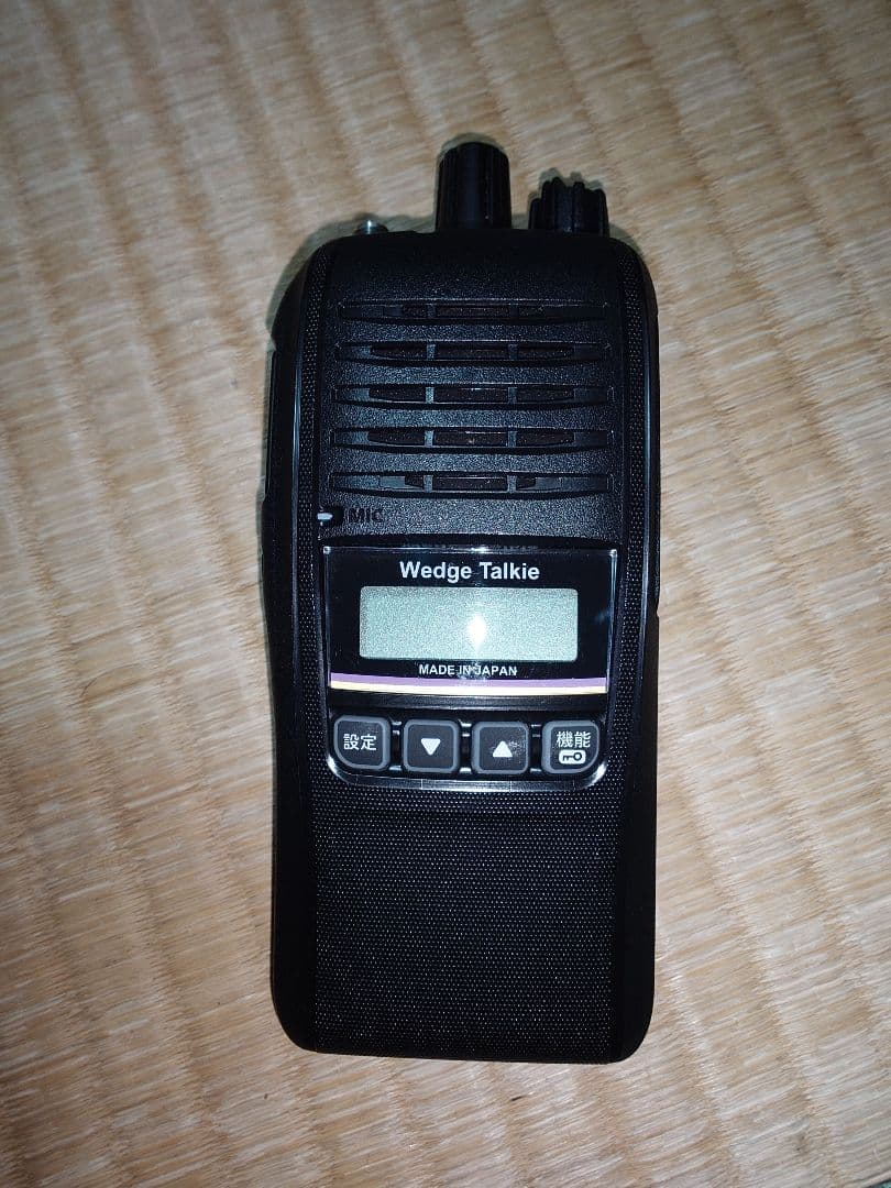 と*ん様 デジタル簡易無線 WED-NO-301 Wedge Talkie WED-NO-301┃ウェッジ（Wedge）┃インカム・トランシーバー・無線機の